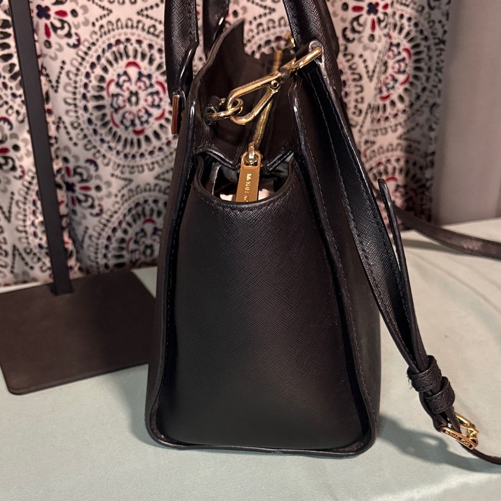 Michael Kors Selma Medium Saffiano Leather Satchel Black Top Handle Bag AS IS - Picture 3 of 10